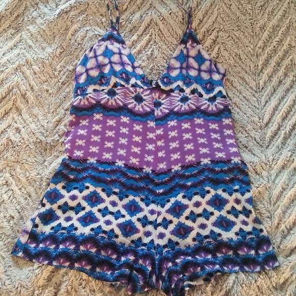 Tribal Print Romper - Picture 2 of 3